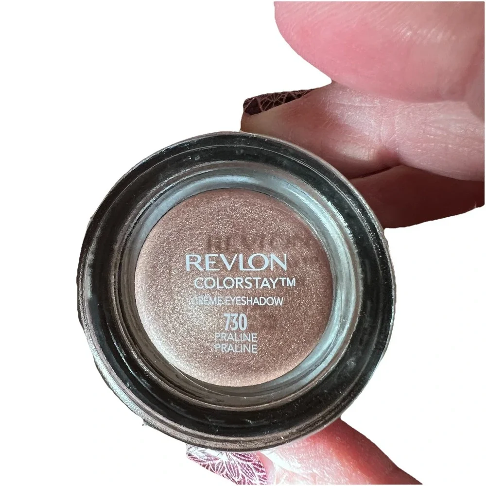 Revlon‎ Colorstay Crème Eyeshadow 730 Praline Metallic No Crease Luxurious Brush